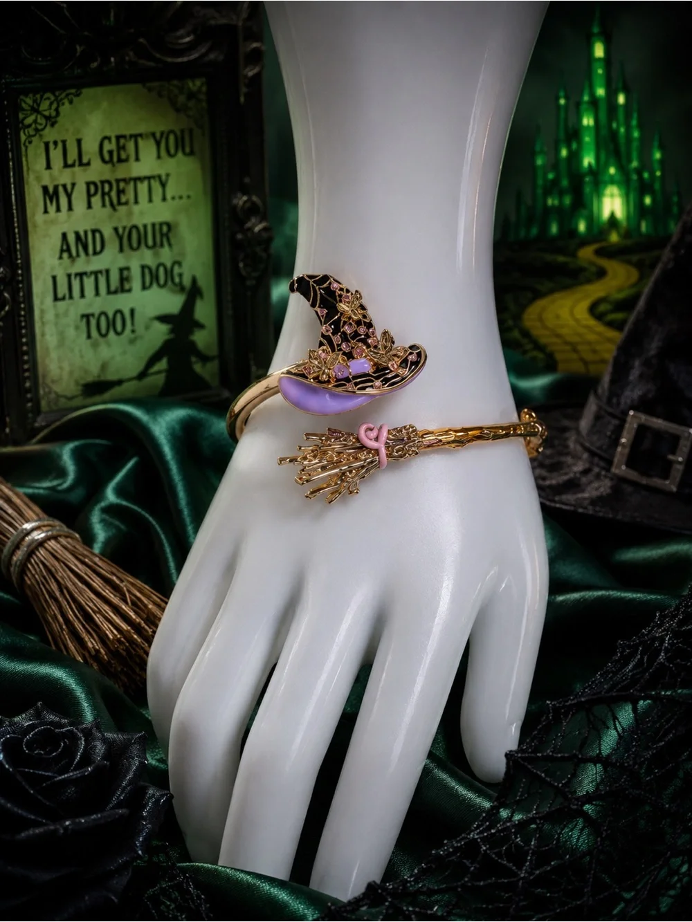 Authentic Betsey Johnson New Release Witch Hat and Broom Hinged Bracelet NWT 🧡🖤 - Picture 1 of 6